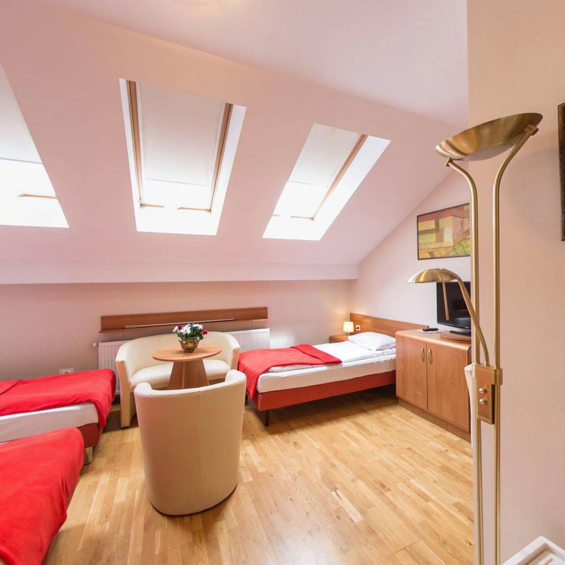Apartamenty Kajzer Cracóvia Exterior foto