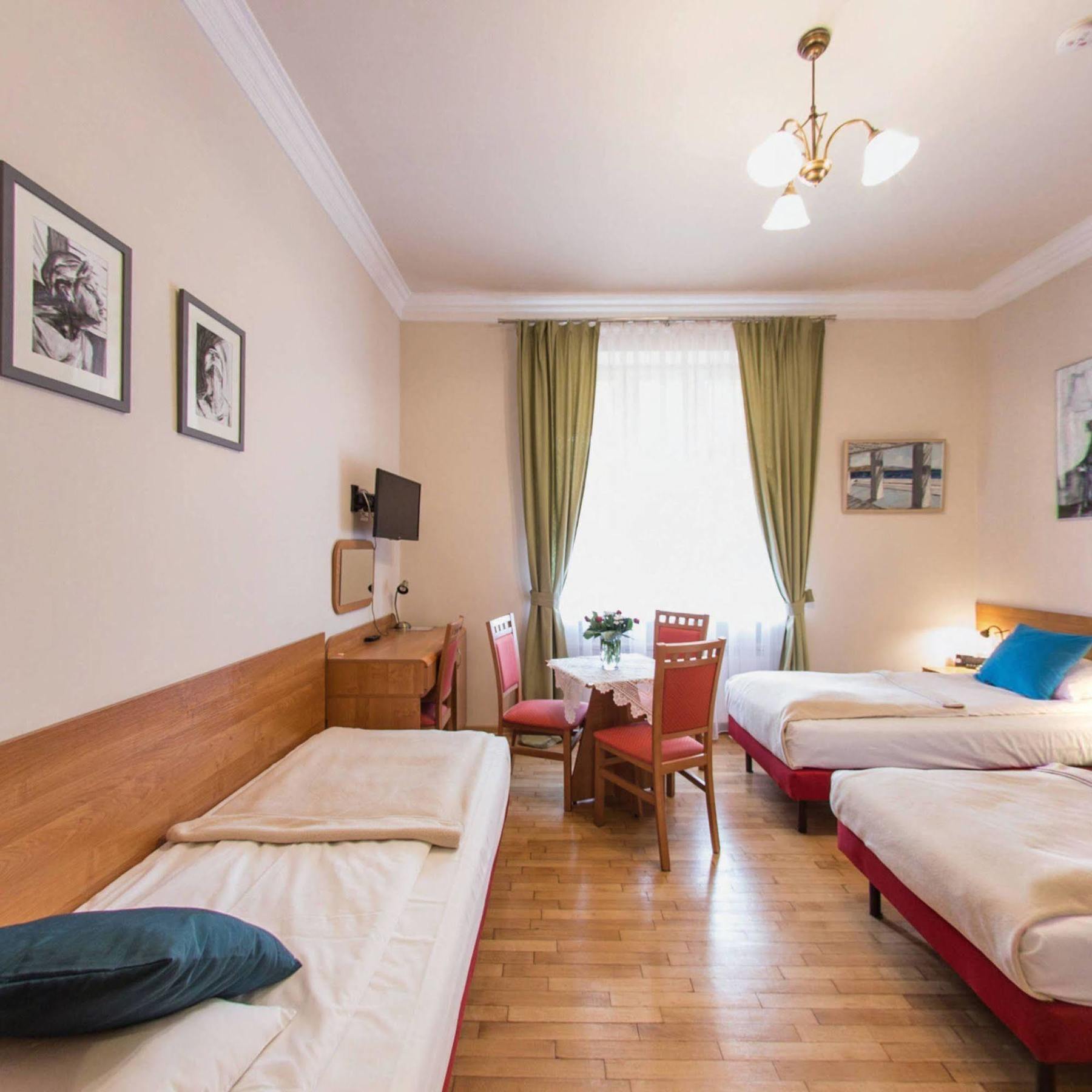 Apartamenty Kajzer Cracóvia Exterior foto