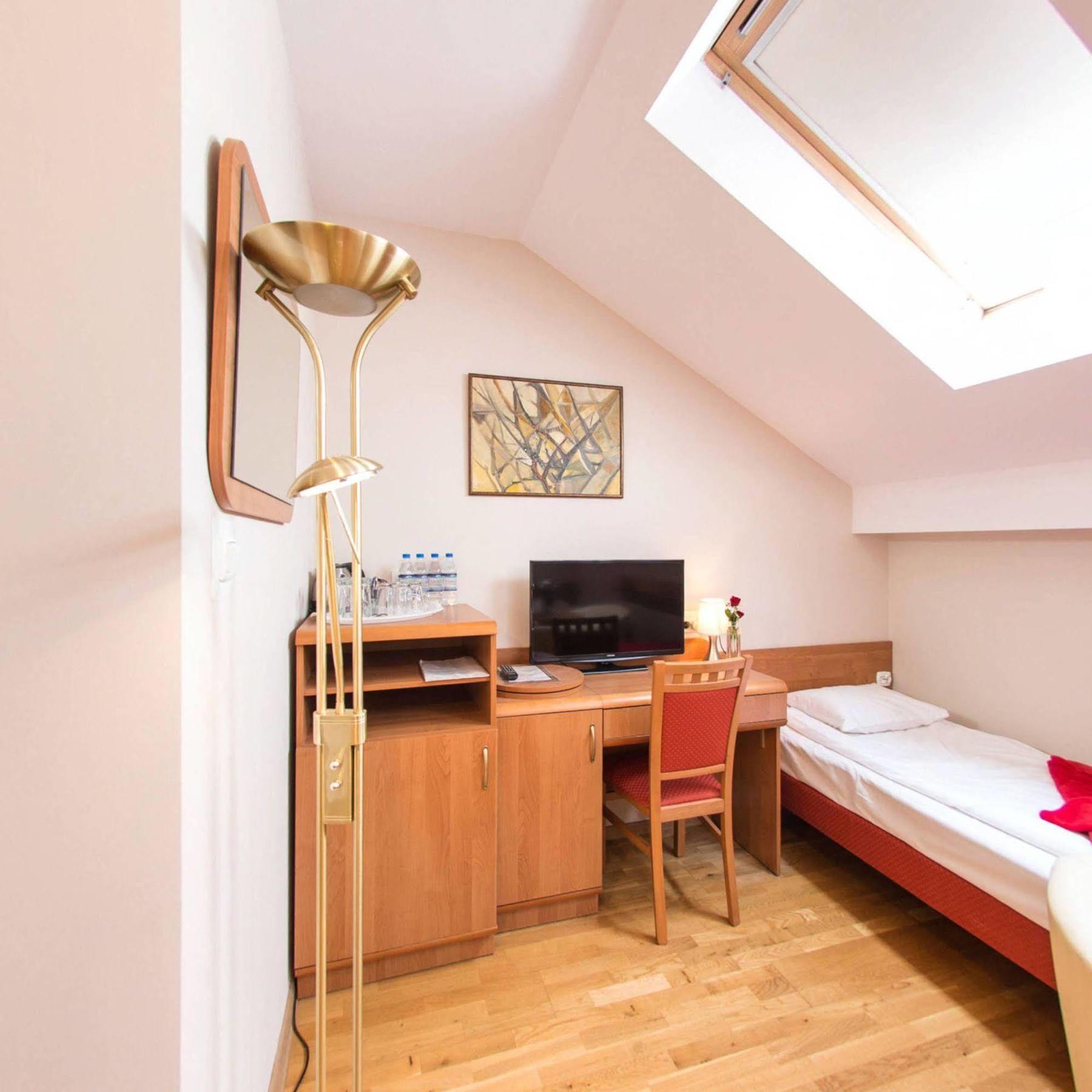 Apartamenty Kajzer Cracóvia Exterior foto